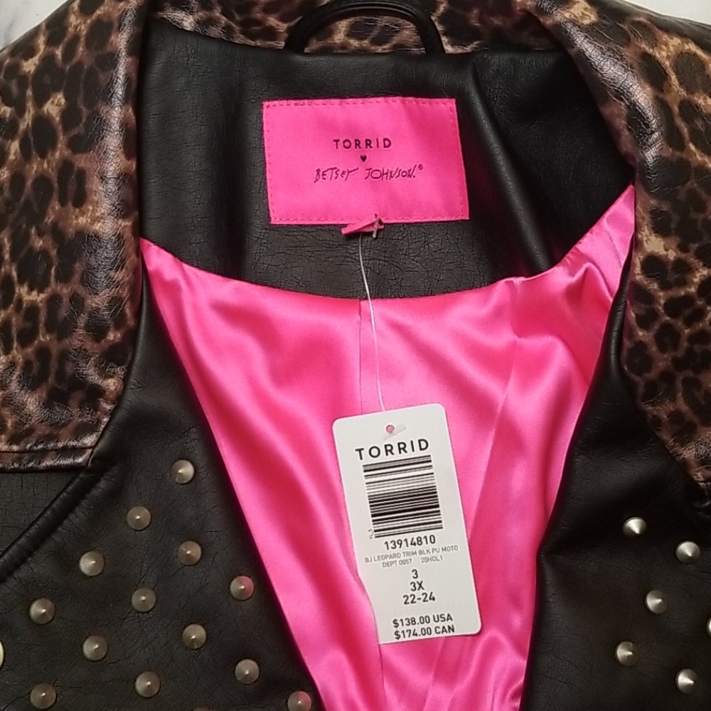 ๐HP๐Torrid Betsey Johnson Faux Leather Jacket - Picture 11 of 11
